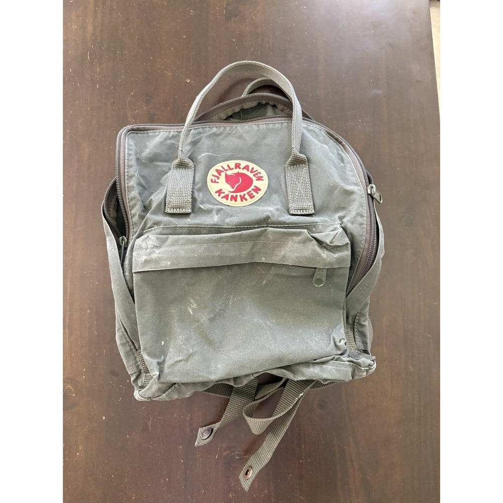 Fjallraven Kanken Backpack Classic Dark Green Grey 23510